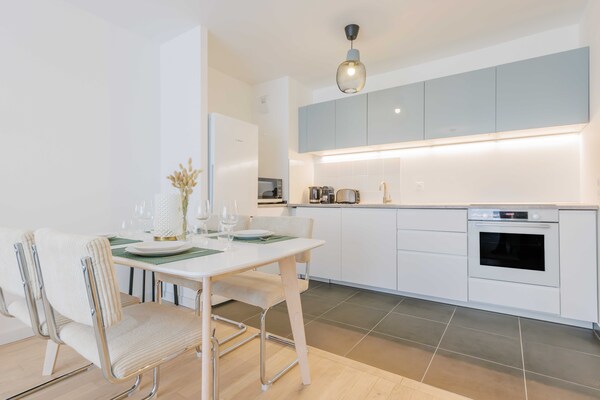 Modern appartement bij de vlooienmarkt in Saint-Ouen, vlakbij Parijs - thumbnail 2