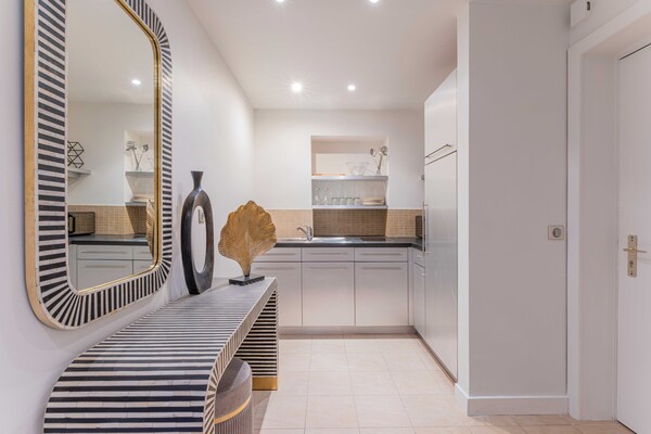 Charmant 48m² appartement vlakbij de Eiffeltoren in Chaillot - thumbnail 3