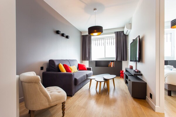 Stijlvol appartement met 2 slaapkamers in het hart van Folie-Méricourt, Parijs - thumbnail 6