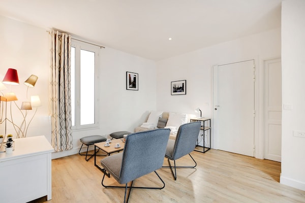 Licht appartement met 2 slaapkamers in het 18e arrondissement, vlakbij metro Marcadet - thumbnail 5