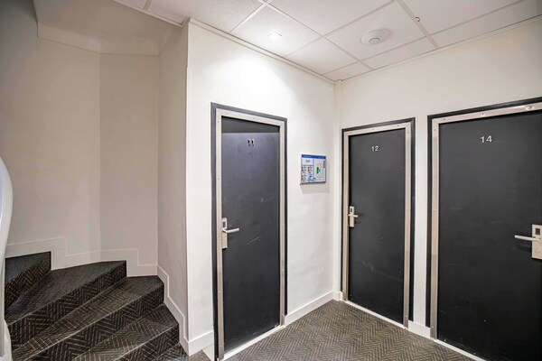 Kompakt studio-appartement bij de Vieux Port en Croisette in Cannes - thumbnail 5