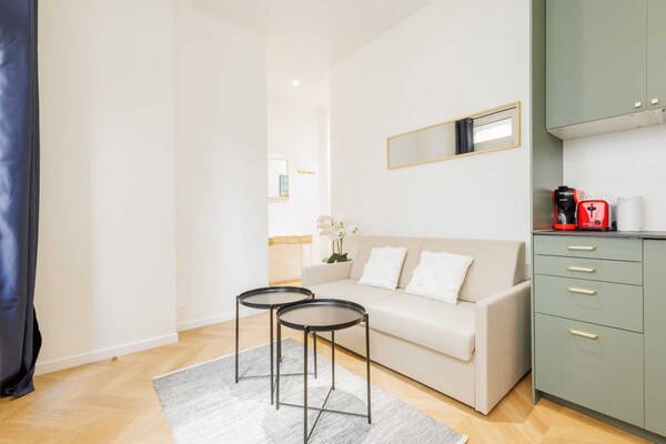 Charmant appartement in de wijk Épinettes, vlakbij de Sacré-Cœur - thumbnail 3