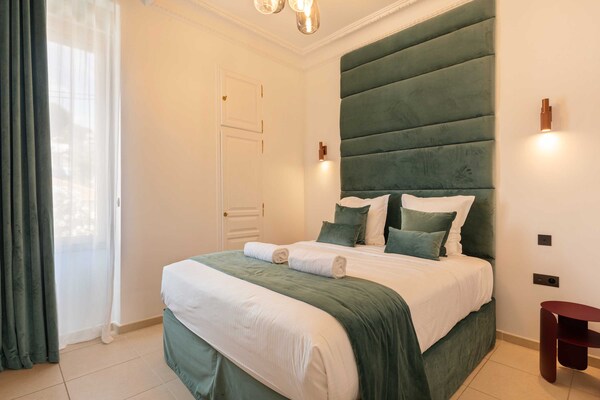 Luxe villa voor 14 personen met 7 slaapkamers nabij centrum Cannes - thumbnail 5