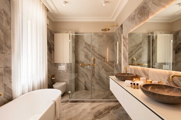Luxe villa voor 14 personen met 7 slaapkamers nabij centrum Cannes - thumbnail 6