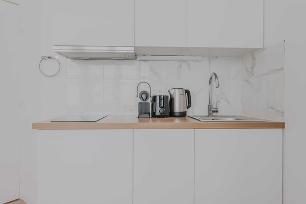 Modern appartement op de begane grond vlakbij de Seine in Levallois-Perret - thumbnail 5