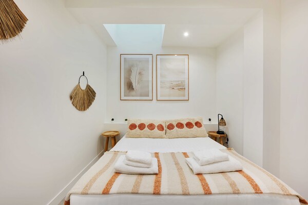 Charmant 61m² appartement in levendig Rochechouart, Parijs - thumbnail 4