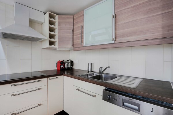 Licht appartement in 15e arrondissement, vlakbij Eiffeltoren - thumbnail 5