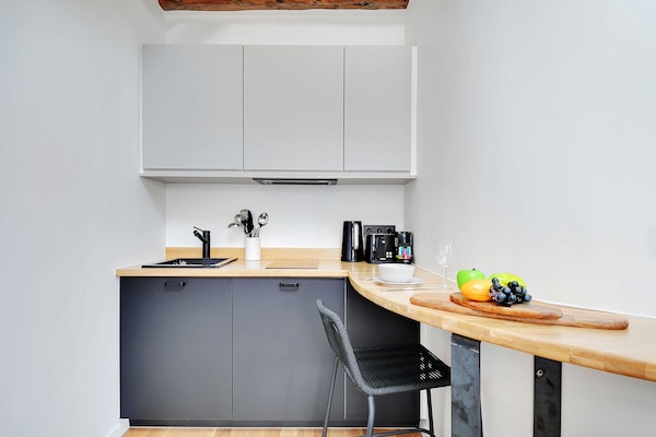 Charmant appartement in de iconische Rue Crémieux, vlakbij Gare de Lyon - thumbnail 2