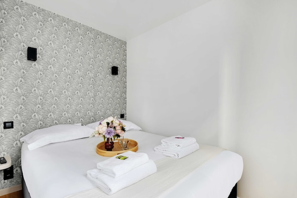 Charmant appartement in de iconische Rue Crémieux, vlakbij Gare de Lyon - thumbnail 4