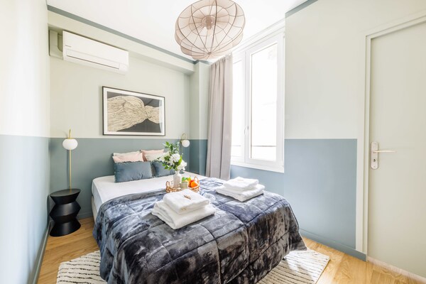 Licht appartement in Notre-Dame-des-Champs, vlakbij Jardin du Luxembourg - thumbnail 3