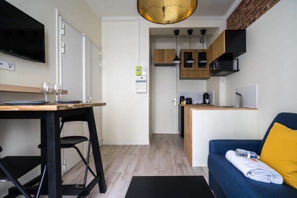Knus studio-appartement in trendy 11e arrondissement Parijs - thumbnail 3