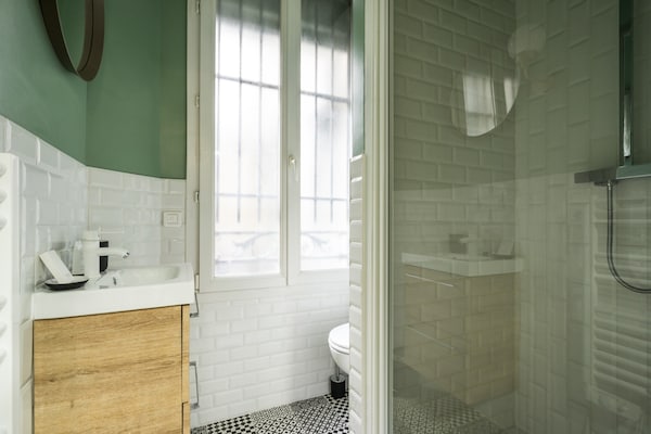 Knus studio-appartement in trendy 11e arrondissement Parijs - thumbnail 5