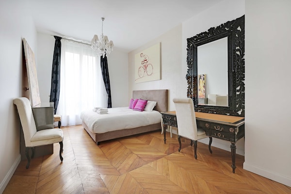 Stijlvol appartement 99m² in de prestigieuze wijk Champs-Élysées - thumbnail 4