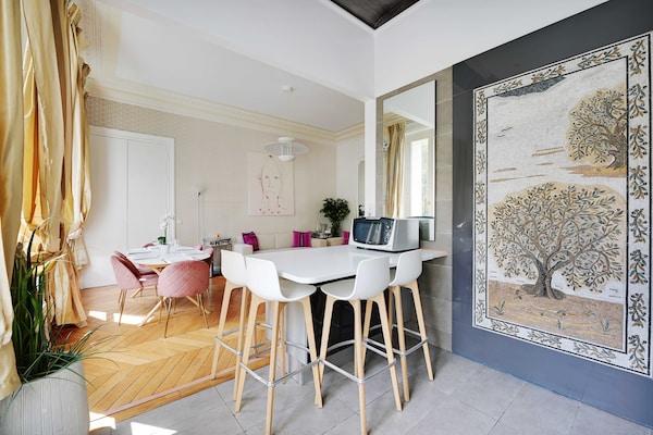 Stijlvol appartement 99m² in de prestigieuze wijk Champs-Élysées - thumbnail 6