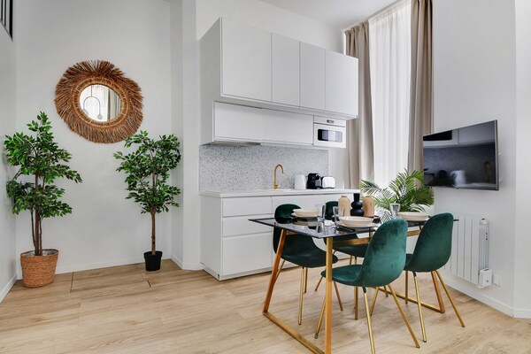 Charmant appartement in Parijs – 2 slaapkamers, vlakbij Square Montholon - thumbnail 6