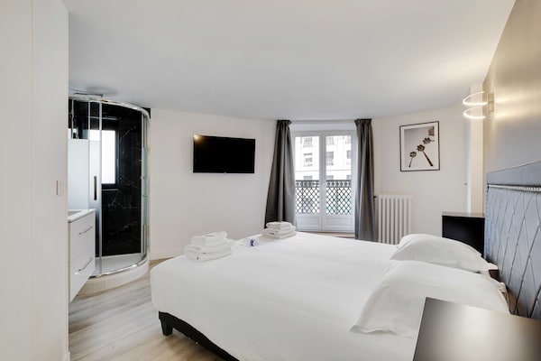 Licht appartement 6p met 3 badkamers bij Opéra Garnier - thumbnail 3