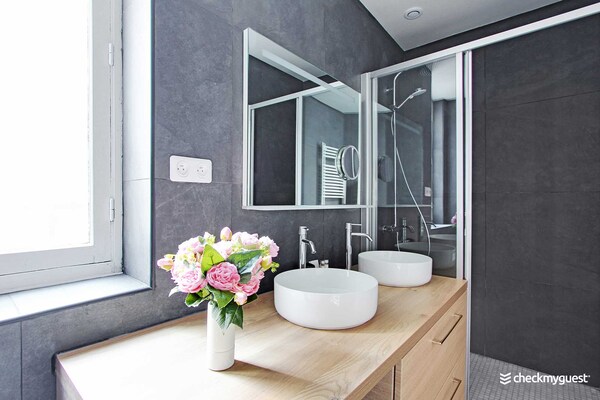 Charmant appartement in het hart van Le Marais, vlakbij Place des Vosges - thumbnail 5