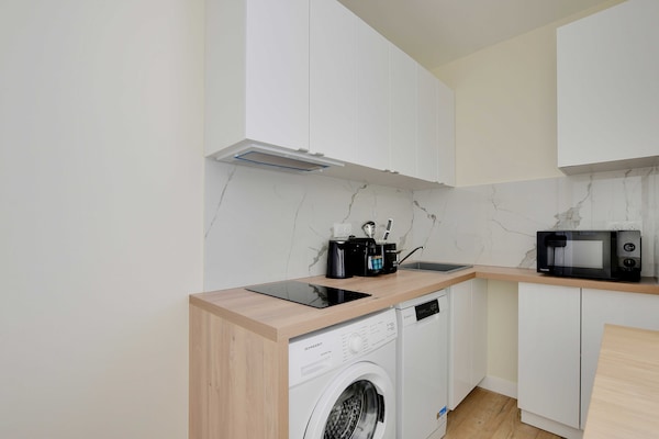 Licht appartement in Ivry-sur-Seine, op 2 minuten van metro naar Parijs - thumbnail 3