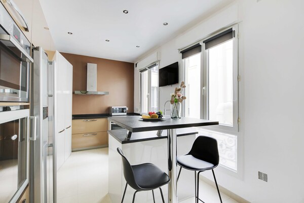 Luxe appartement 85m² in bruisend Strasbourg-Saint-Denis, Parijs - thumbnail 3