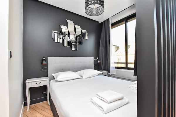 Compact studio-appartement met jacuzzi in levendig Parijs 9e arrondissement - thumbnail 6
