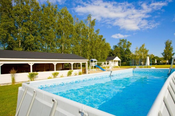 6-persoons vakantiehuis in Mielno met wellness en tuin - thumbnail 2