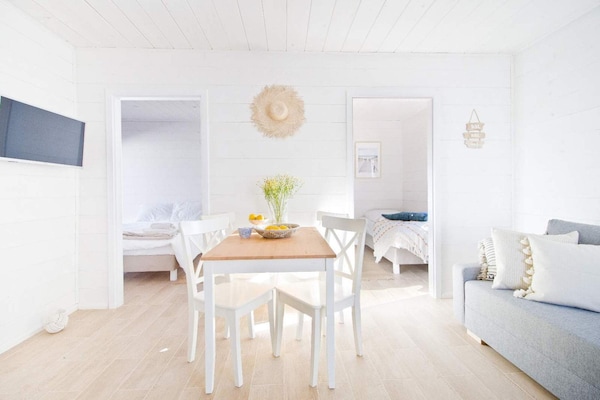 6-persoons vakantiehuis in Mielno met wellness en tuin - thumbnail 4