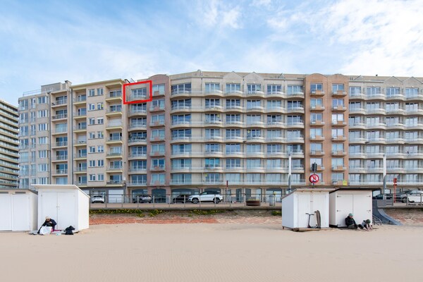 Zeezicht IX: 7e verdieping met panoramisch zeezicht en zwembad in Oostende - thumbnail 5