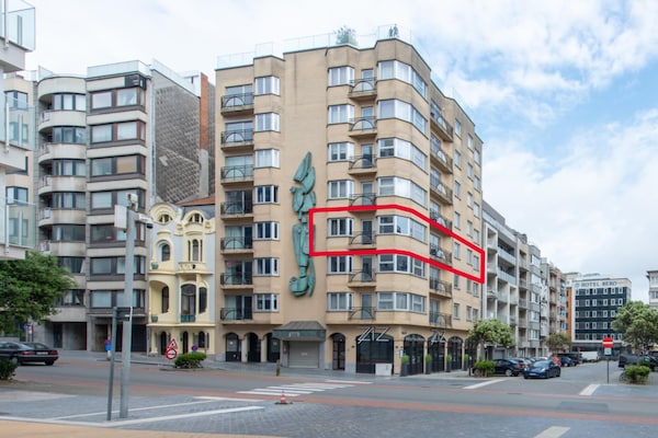 8-persoons appartement met balkon en garage in Oostende - thumbnail 6