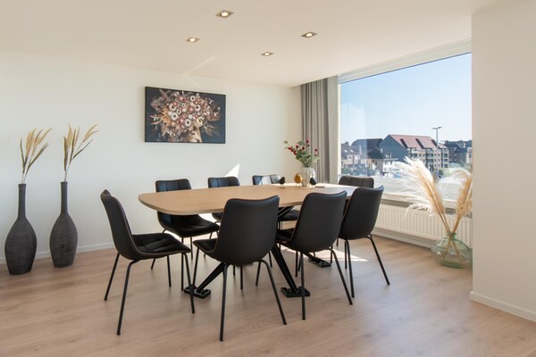 Luxe appartement Sun Beach in Oostende met frontaal zeezicht - thumbnail 2