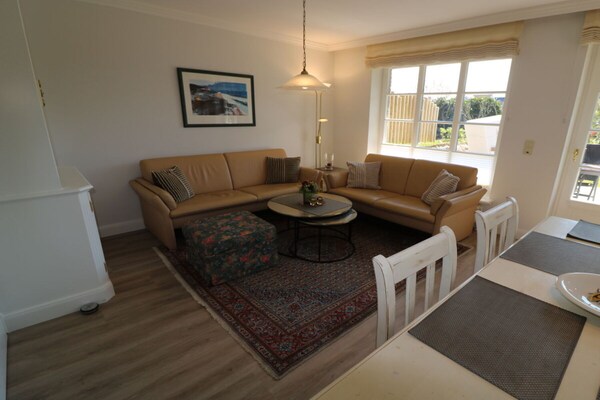 Stijlvol gerenoveerd 4-kamerappartement met zuidterras in Wenningstedt - thumbnail 3