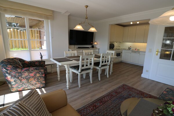 Stijlvol gerenoveerd 4-kamerappartement met zuidterras in Wenningstedt - thumbnail 5