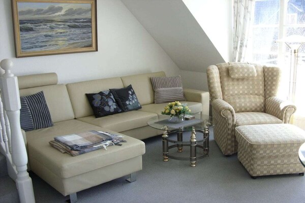 Zonnig 3-kamerappartement met balkon nabij Westerland - thumbnail 2
