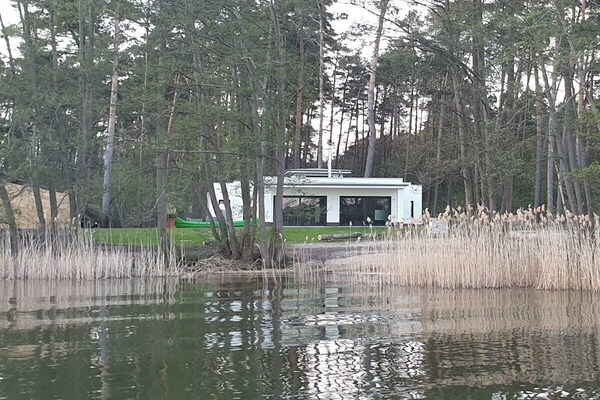 Luxe villa aan Großer Lychen-meer met privé sauna en waterrecreatie - thumbnail 2