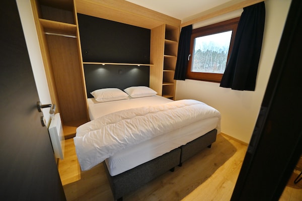 6-persoons chalet met houtkachel en uitzicht in Virtoine - thumbnail 4