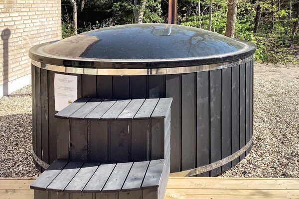Luxe vrijstaand vakantiehuis nabij Noordzeestrand in Agger met sauna en hottub - thumbnail 3