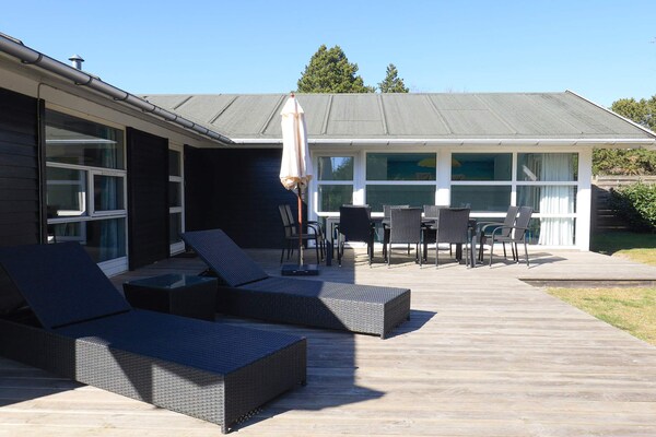 Luxe vakantiehuis met privé zwembad, sauna & whirlpool op 280m van strand - thumbnail 3