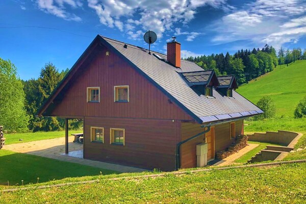 Cottage Zacler: Luxe villa aan de piste voor 10 personen in het Reuzengebergte - thumbnail 1