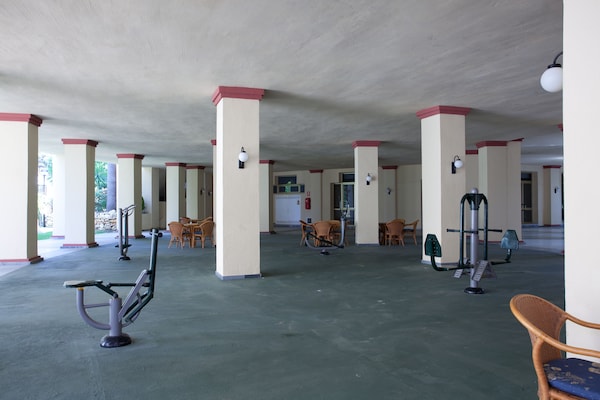 Sfeervolle golfstudio op 80 meter van het strand in Marbella - thumbnail 4