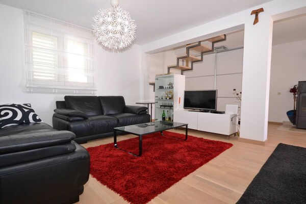 Marvelous Escape Bol Island Villa With Pool - Three Bedroom Villa With Pool - Bol