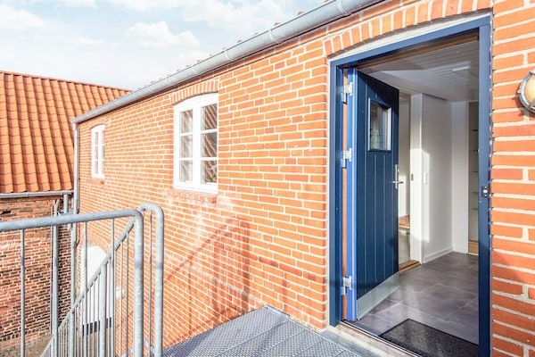 Licht appartement aan de Ringkøbing Fjord met balkon, vlakbij de haven - thumbnail 2