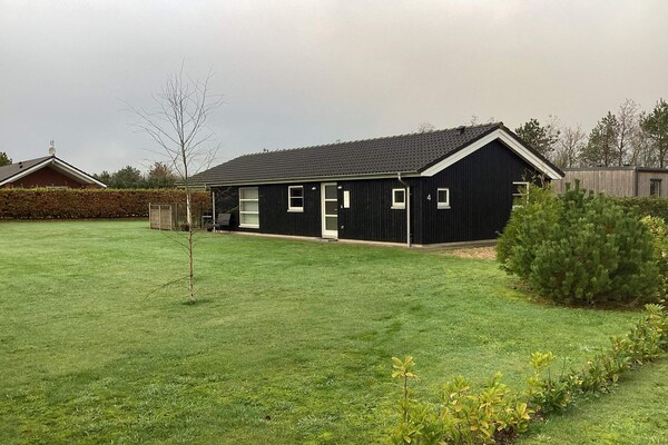 Vrijstaand vakantiehuis voor 6 personen bij het meer in Ansager - thumbnail 1