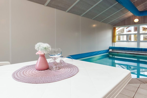 Aan het meer: ruim vakantiehuis in Ottendorf voor 10 personen · 151 m² - thumbnail 3
