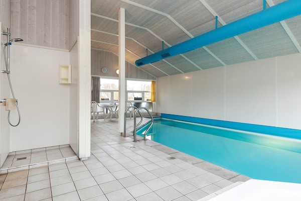 Aan het meer: ruim vakantiehuis in Ottendorf voor 10 personen · 151 m² - thumbnail 5