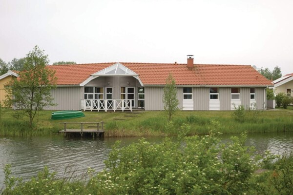 Luxe Scandinavisch vakantiehuis voor 10 personen aan het meer met zwembad - thumbnail 5
