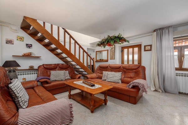 Casa Astrid: Ruim vakantiehuis aan golfbaan bij Porec, Istrië - thumbnail 2