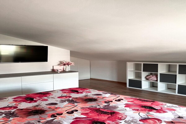 Premium Appartement met Zeezicht en Tuin nabij Porec - thumbnail 6
