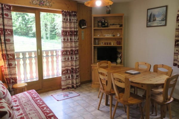 Knus appartement voor 6 personen aan de voet van de Linga-kabelbaan in Châtel - thumbnail 4