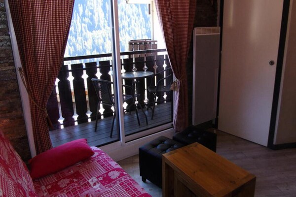 Knus appartement voor 4 personen met balkon en uitzicht, vlakbij de piste - thumbnail 2
