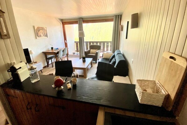Studio 32m² aan voet Super Châtel-lift in hartje Châtel - thumbnail 5