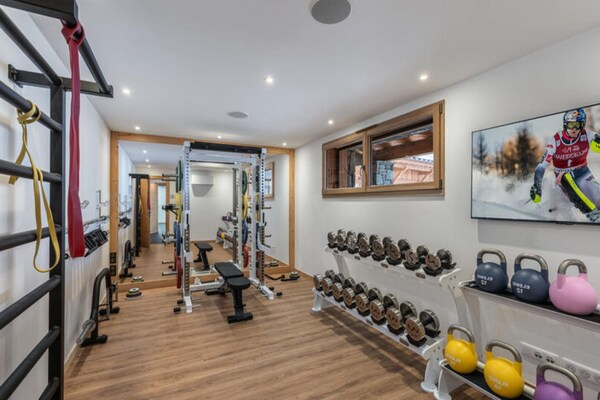 Luxe chalet Combloux: 12p, wellness, ski-in/ski-out, Mont Blanc-uitzicht - thumbnail 1
